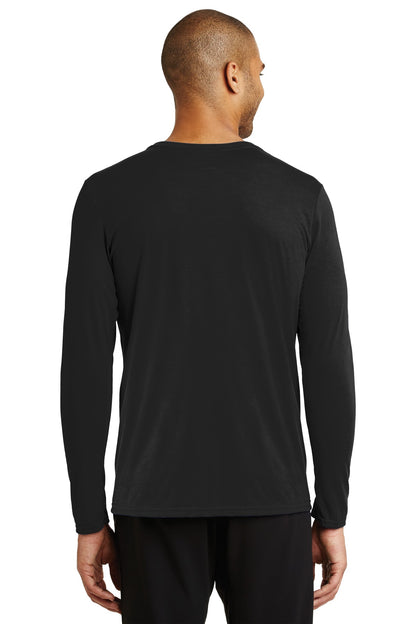 Gildan Performance Long Sleeve T-Shirt. 42400