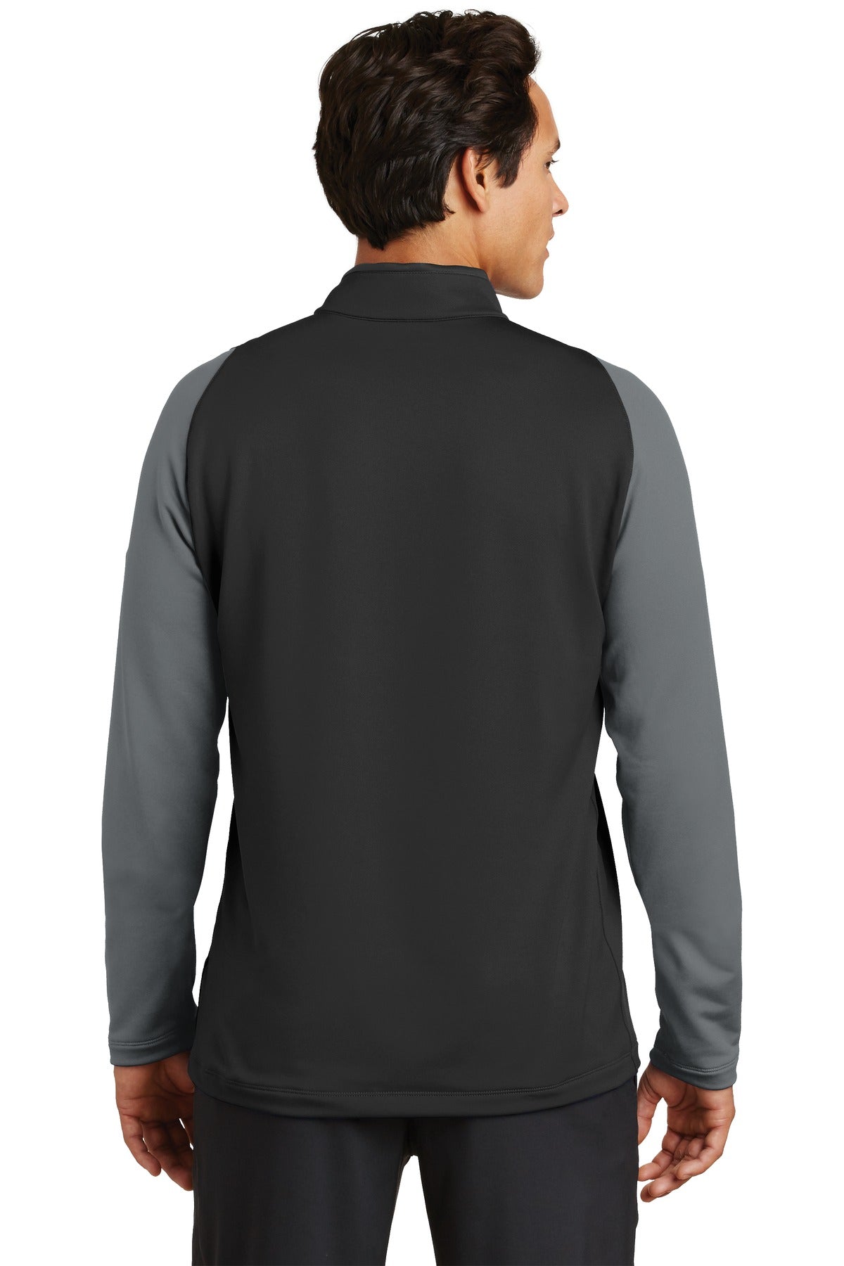 Nike Dri-FIT Stretch 1/2-Zip Cover-Up. 779795