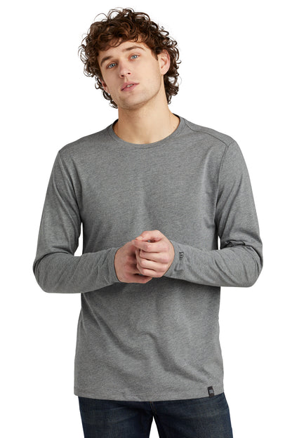 New Era Heritage Blend Long Sleeve Crew Tee. NEA102